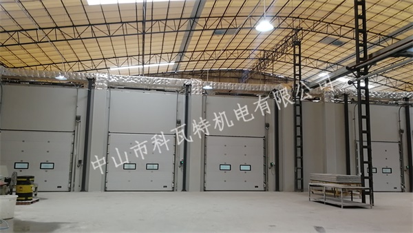 高溫高濕養(yǎng)護(hù)間
